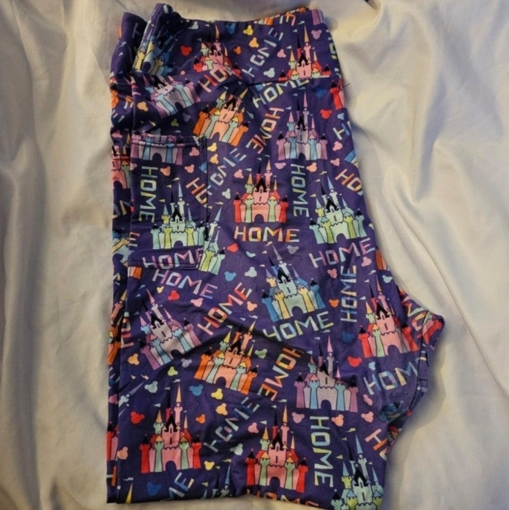 Disney Castle Home Leggings